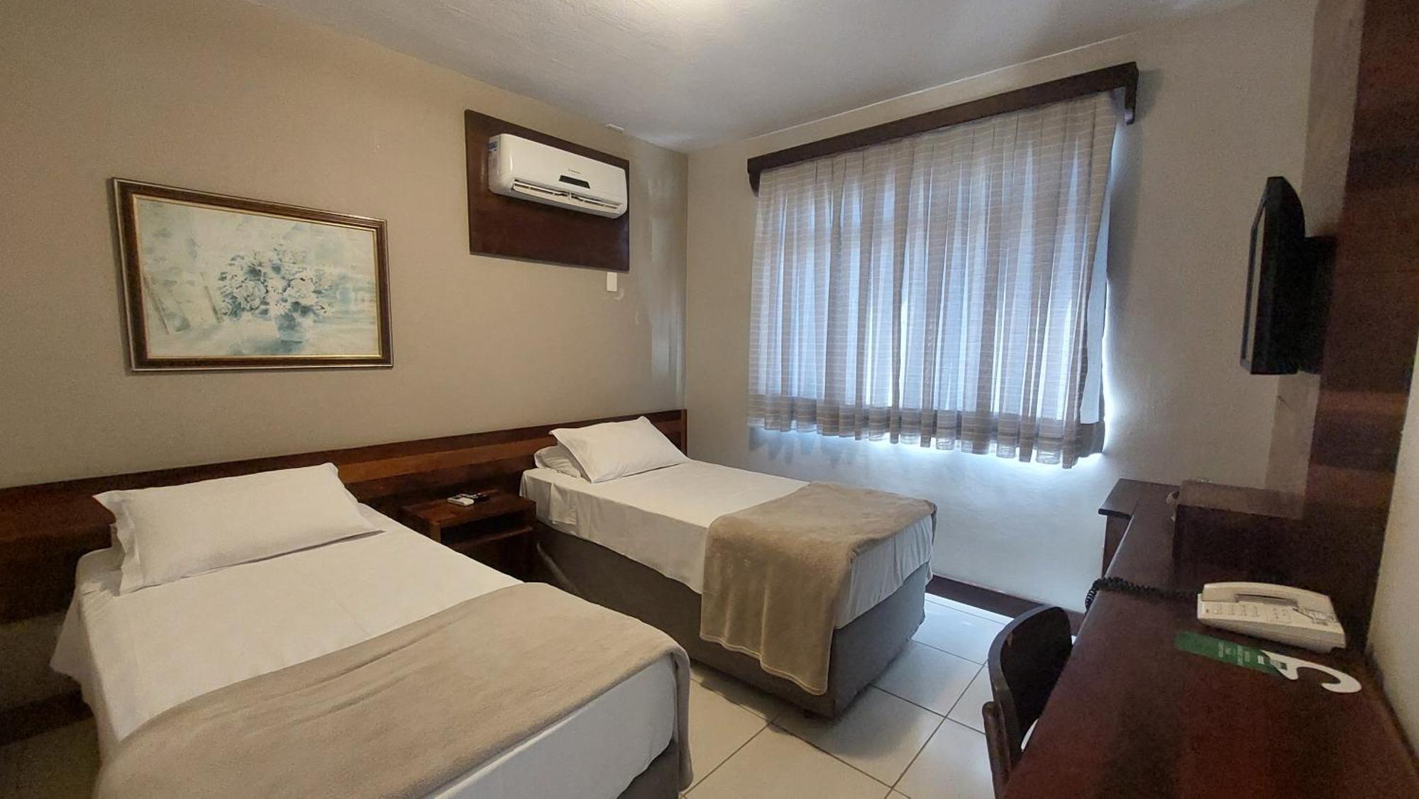 ג'וינוויל Principe Hotel מראה חיצוני תמונה