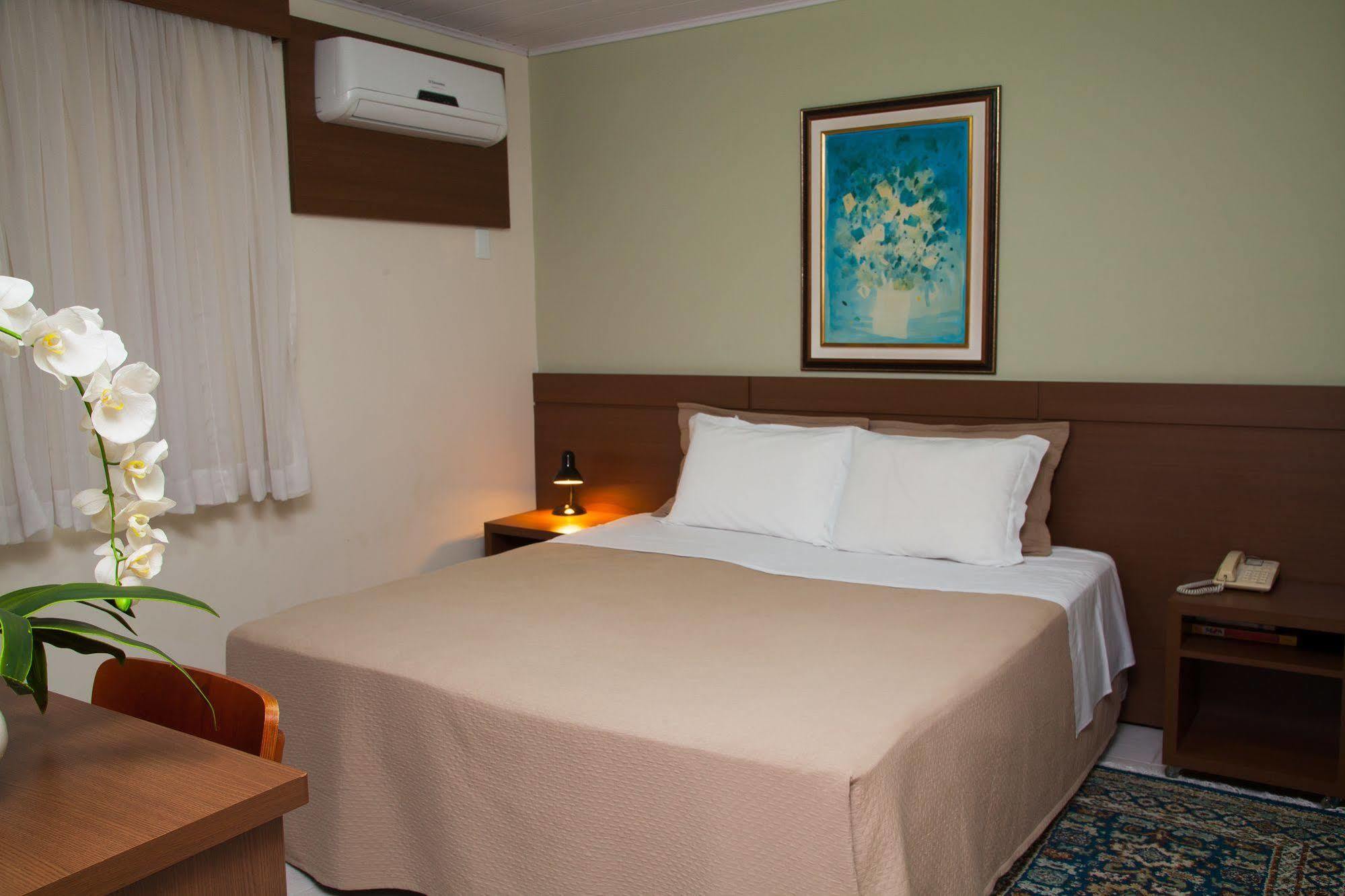 ג'וינוויל Principe Hotel מראה חיצוני תמונה